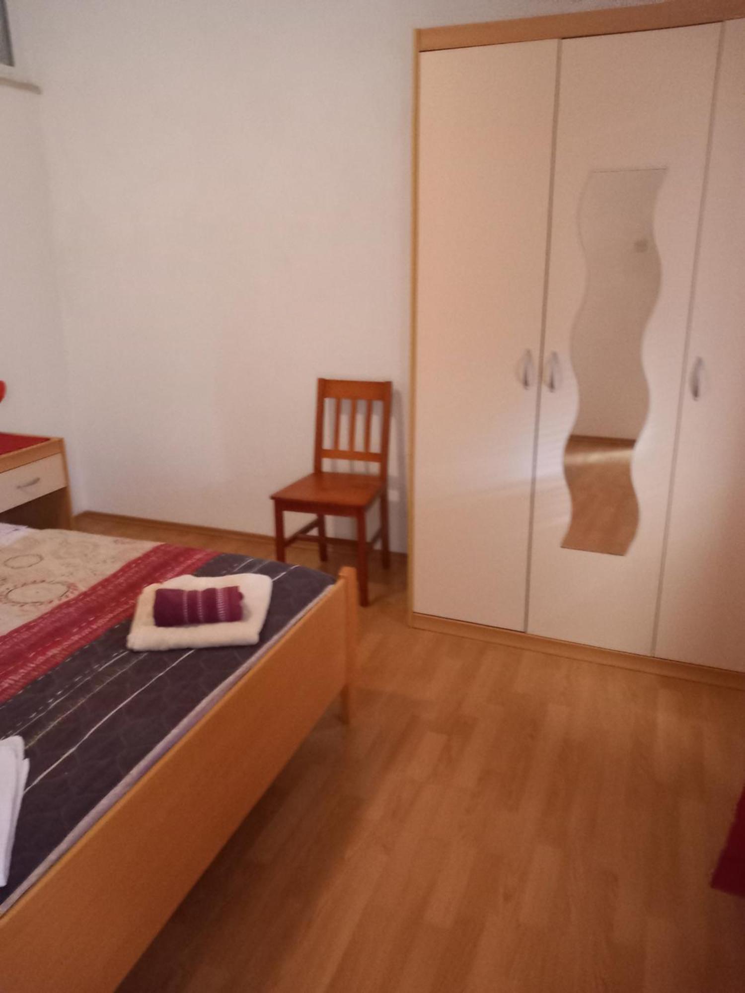 Apartments Jerica Бол Екстериор снимка