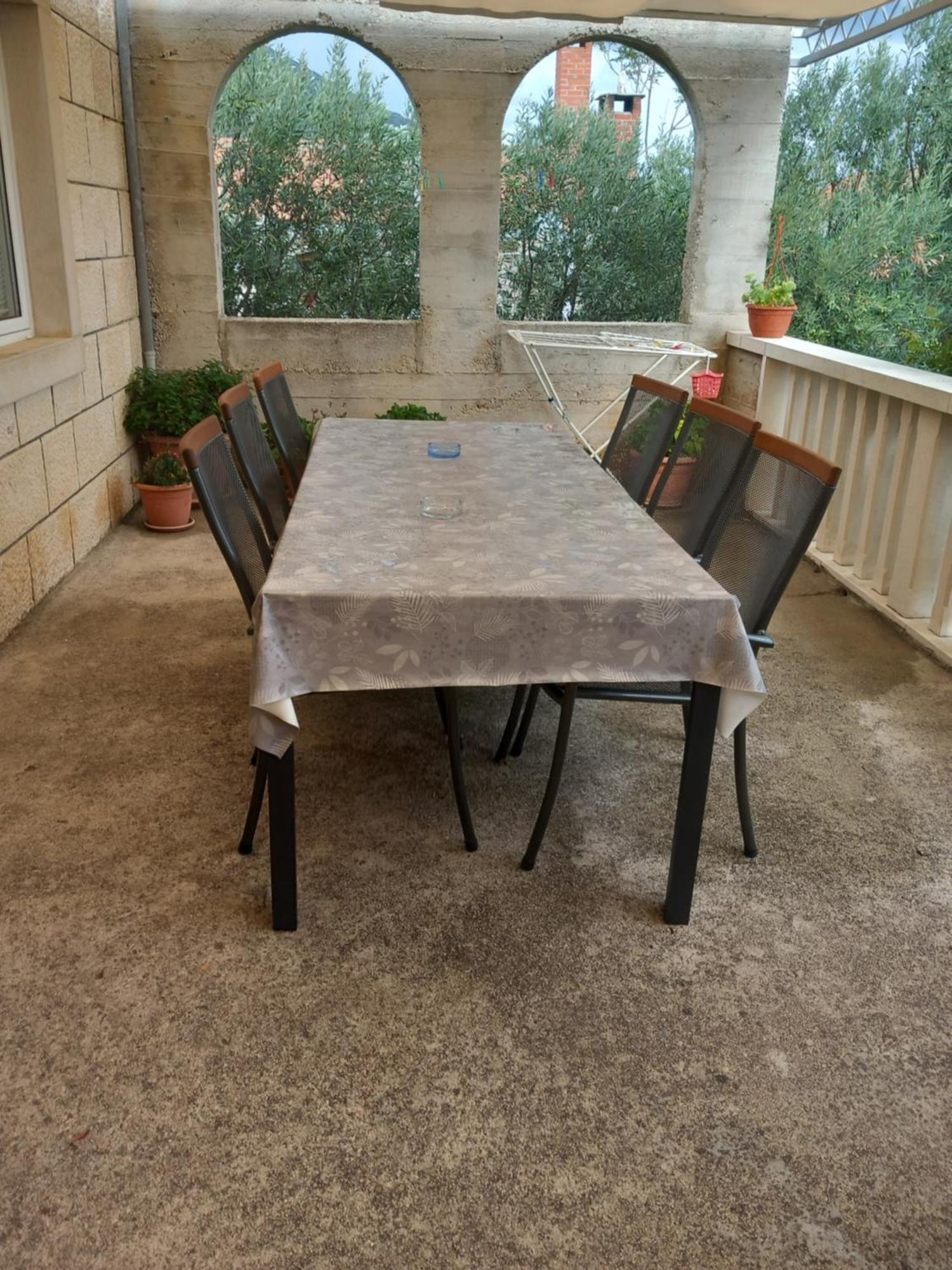 Apartments Jerica Бол Екстериор снимка