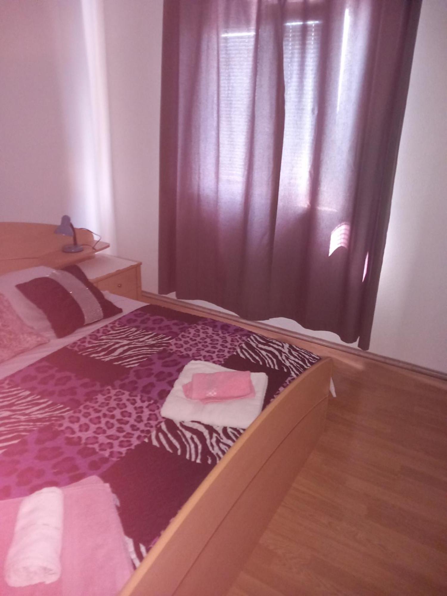 Apartments Jerica Бол Екстериор снимка