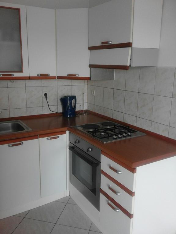 Apartments Jerica Бол Екстериор снимка