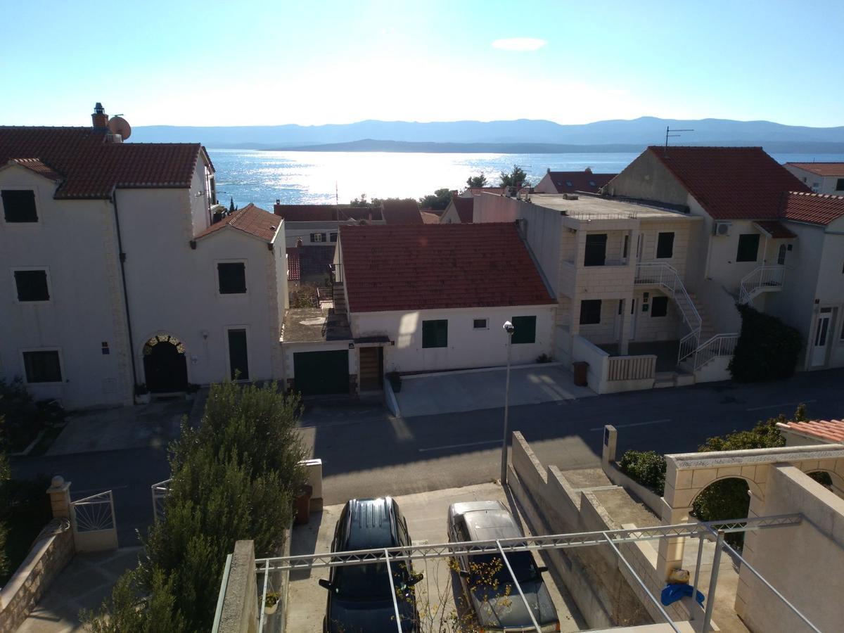 Apartments Jerica Бол Екстериор снимка