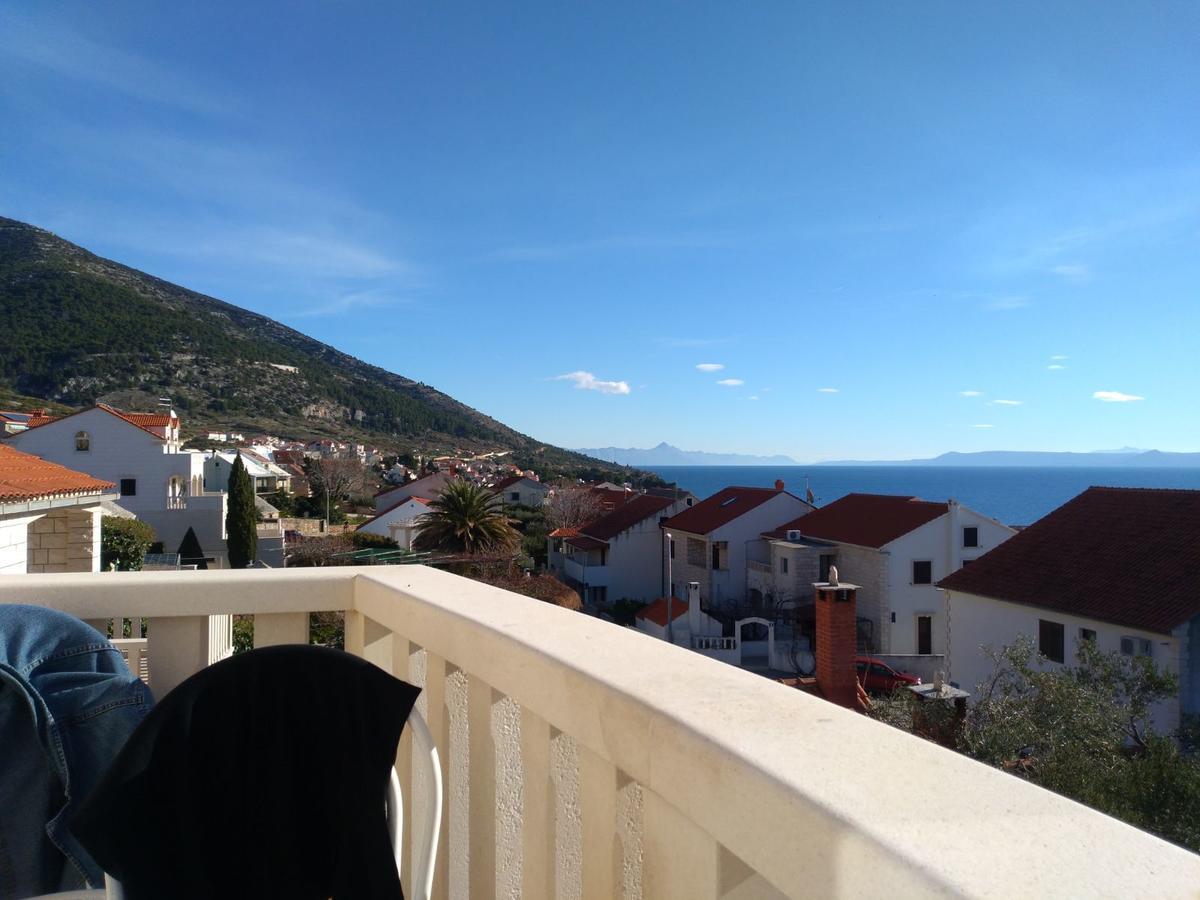 Apartments Jerica Бол Екстериор снимка